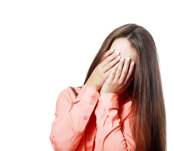 Mujer cubriendo su cara — Foto de Stock