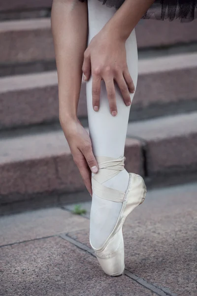 As pernas de uma bailarina — Fotografia de Stock