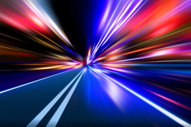 Gece yolunda hız hareketi