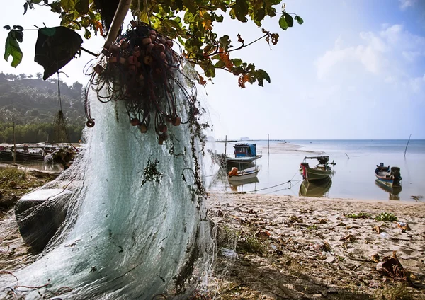 Bateau de pêche sur l'île de Koh Samui en Thaïlande — Photo