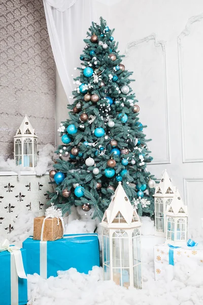 Christmas tree — Stock Photo, Image