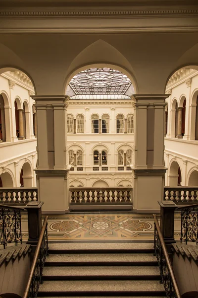 Wroclaw, Poland; March 23, 2016: The inner courtyard of the buil — Stock Photo, Image