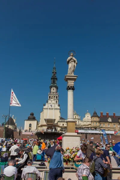 CZESTOCHOWA, POLAND - 21 Mei 2016: Vigil Catholic Charismatic R — Stok Foto