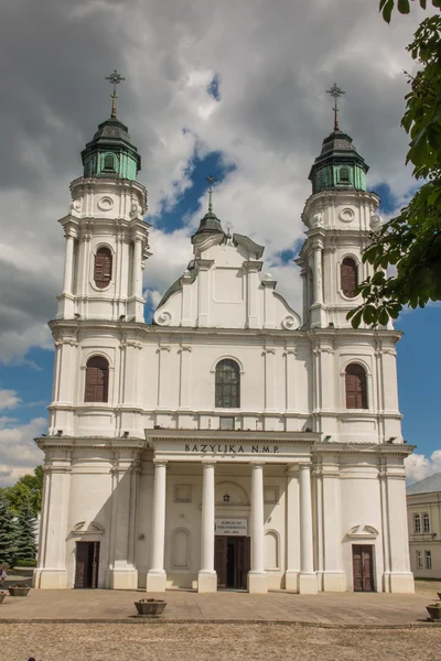 Sanktuarium, Bazylika Najświętszej Maryi Panny w Chełmie w wschodniej Pola — Zdjęcie stockowe