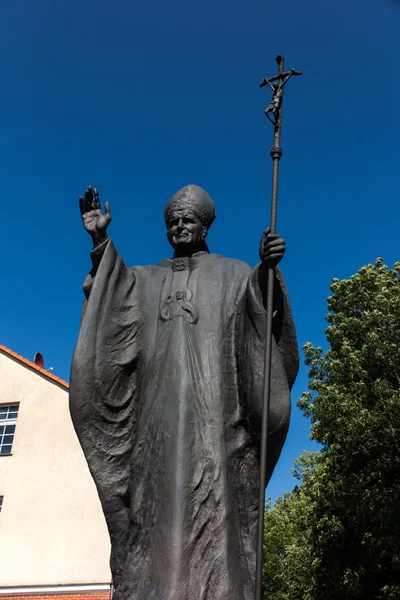 Mount St. Anna, Polen 7 juli 2016: Statue af pave Johannes Paul - Stock-foto