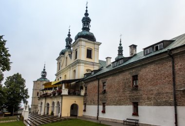 Kutsal alan ve Fransisken Manastırı Kalwaria Paclawska '