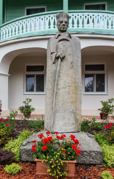 Kardinal Wyszynski heykelinin Hol Rahibeler Manastırı — Stok fotoğraf