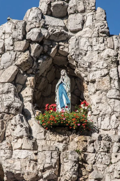 Estatua Virgen María Gruta Santuario Santa Ana Gora Swieta Anna — Foto de Stock