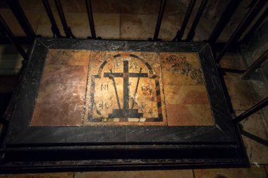 Kudüs, İsrail, 29 Ocak 2020: St. Helena Mahzeni, Kutsal Haçın Keşfi Şapeli, Kudüs 'teki Kutsal Mezar Kilisesi.