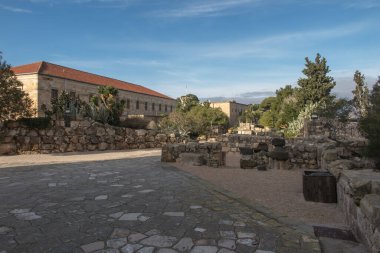 İsrail 'in Tabor Dağı' ndaki Fransisken Bahçesi 'nin bir parçası.