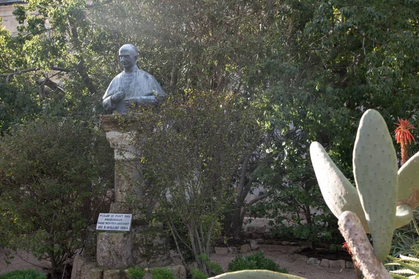 Mount Tabor Israel January 2020 Fragment Franciscan Garden Bust Pope — Stock Photo, Image