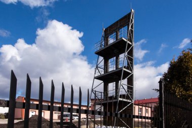 Kudüs, İsrail, 29 Ocak 2020: Tüm Milletler Kilisesi 'nin İçi, aynı zamanda Izdırap Bazilikası olarak da bilinir. Mozaik, İsa 'nın Judas Iscariot tarafından ihanetini ve işaretini tasvir ediyor.