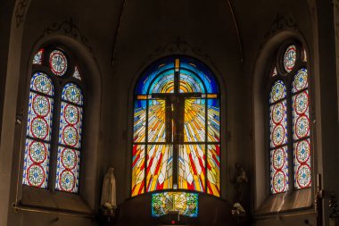 Kalety, Polonya 13 Mayıs 2021: Polonya 'nın Gliwice Bölgesi' nde bulunan Kalety Jedrysek 'teki St. Joseph Kilisesi' nin iç mimarisi.