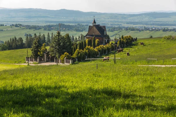 Malý Dřevěný Hřbitovní Kostel Banské Wyzaně Podhalí Polsku — Stock fotografie