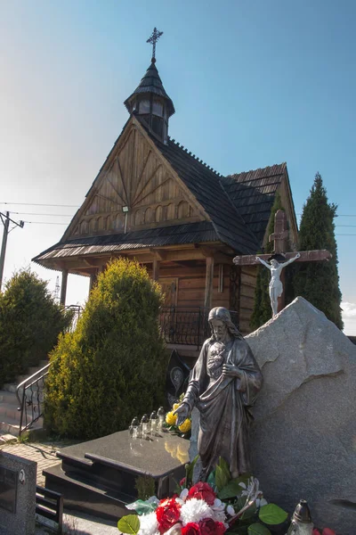 Une Petite Église Cimetière Bois Banska Wyzana Podhale Pologne — Photo