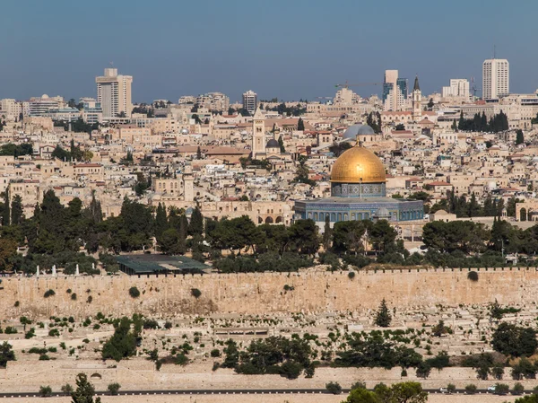 Panorama com vista para a Cidade Velha de Jerusalém, Israel, incluindo — Fotografia de Stock