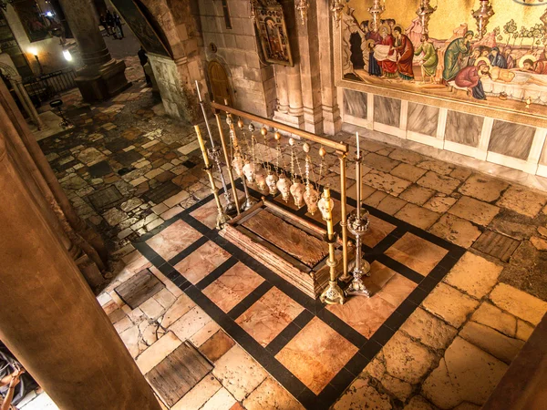 Stone of the Anointing of Jesus in the Holy Sepulchre, the holie — Stock Photo, Image