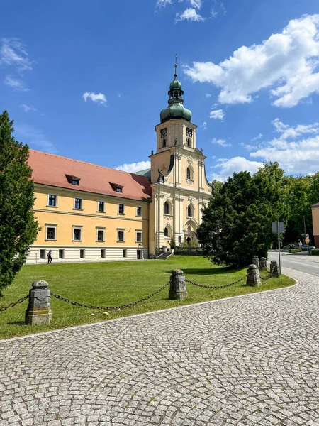Rudy Raciborskie, Polonya 'daki Pistercian Manastırı ve Saray Kompleksi.