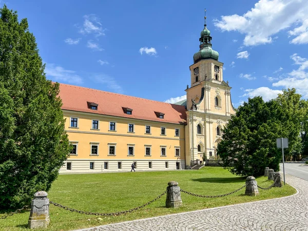 Rudy Raciborskie, Polonya 'daki Pistercian Manastırı ve Saray Kompleksi.