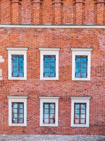 A fragment of the historic brick building on the market in Sando — Stock Photo, Image