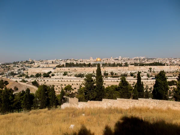 Panorama overlooking the Old City of Jerusalem, Israel, includin — Stock Photo, Image