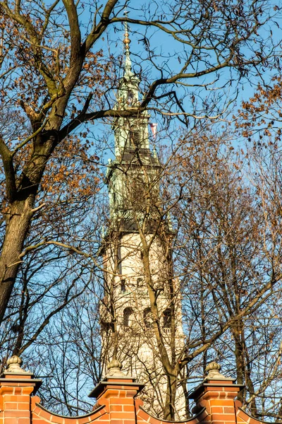 Torre del santuario de Jasna Gora en Czestochowa — Foto de Stock
