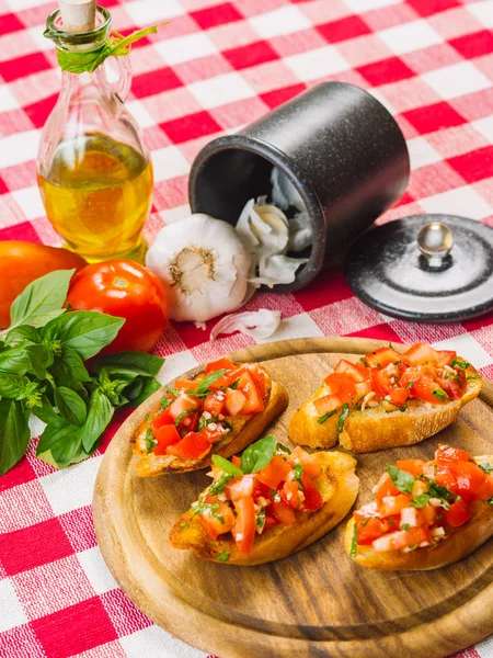 Bruschetta with ingredients — Stock Photo, Image