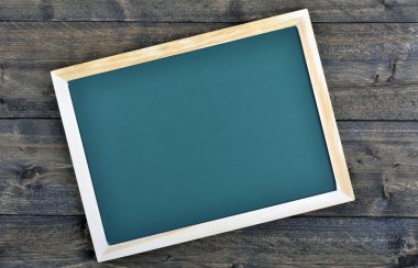 Okul yönetimi ahşap tablo