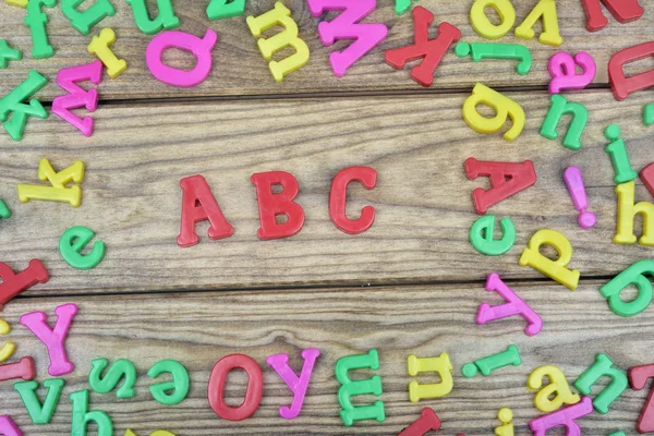 ABC på träbord — Stockfoto