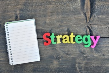 ahşap masa stratejisi