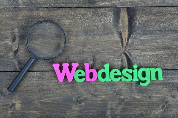 Webdesign su tavolo in legno — Foto Stock