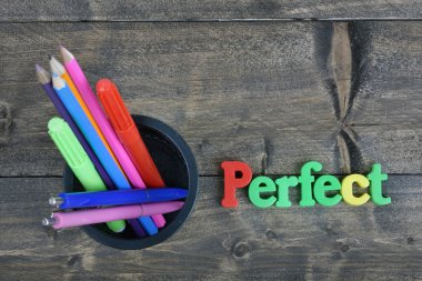 Ahşap masa mükemmel