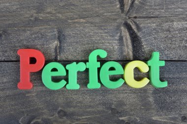 Ahşap masa mükemmel