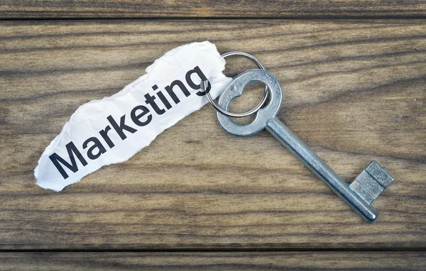 Key with message Marketing — Stock Photo, Image