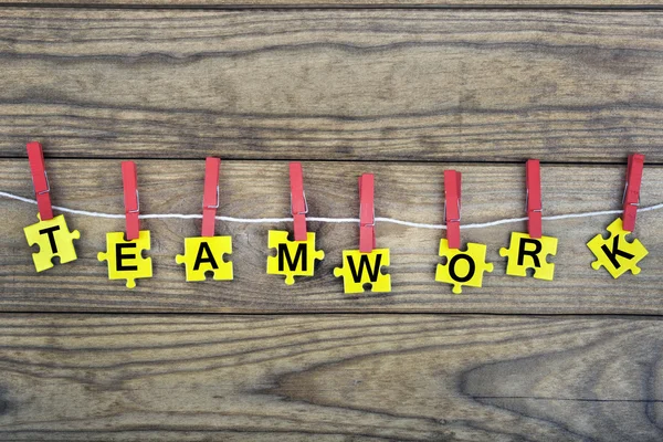 Puzzle com palavra Trabalho em equipe — Fotografia de Stock