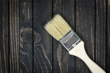 tablo üzerinde boya fırçası