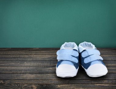 Schooltable çocuk ayakkabı