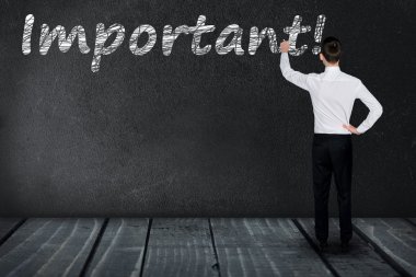 Kara tahta üzerinde önemli metin