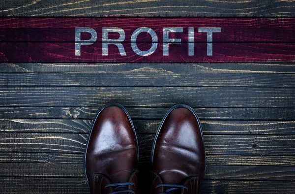 Mesaj de profit și pantofi de afaceri — Fotografie, imagine de stoc