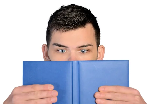Student som läser boken närbild — Stockfoto