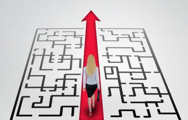 İş kadın yürüyüş labirent çıkış için