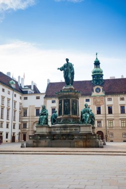 Hofburg Sarayı avlusu ile İmparator franz ben anıt