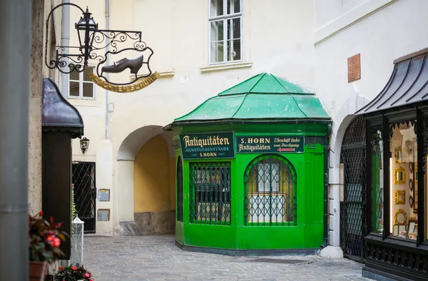 Vieux magasins typiques de Vienne — Photo