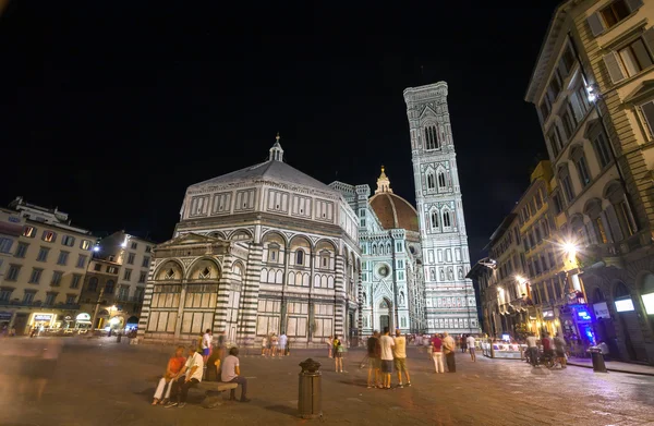 Katedrála santa maria del fiore Florencie v noci — Stock fotografie
