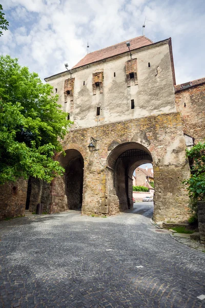 Furrier's tower (Turnul Cojocarilor) part of  Sighisoara fortres — Stock Photo, Image