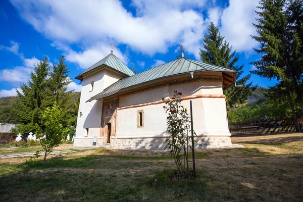 Old orthodox monastery from Polovragi — Stock Photo, Image