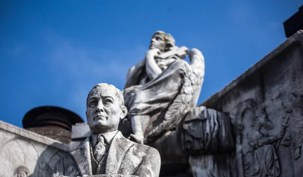 Ange dans le cimetière recoleta — Photo