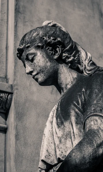 Female statue Recoleta Cemetery — Stock Photo, Image