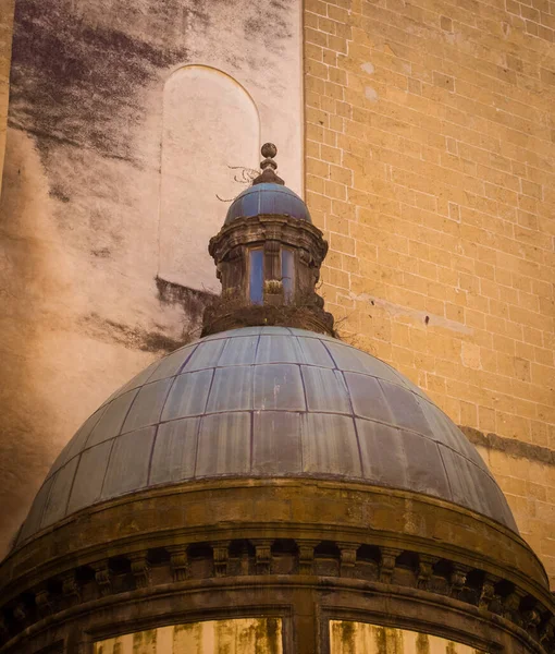 Religieuze Koepel Een Kerk Italië — Stockfoto