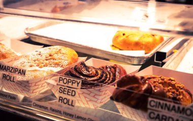 Markette haşhaş tohumu.